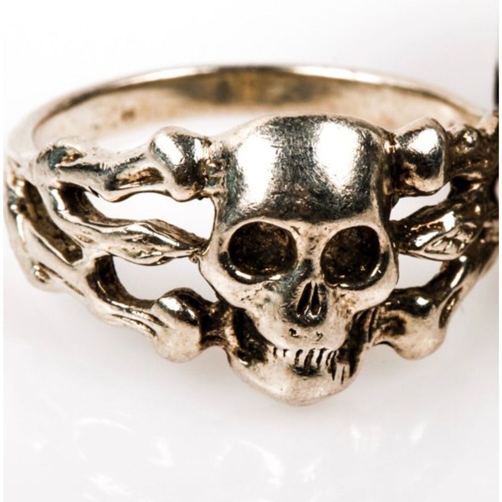 Sterling Silver Skull and Crossbones Biker Ring size 6.5